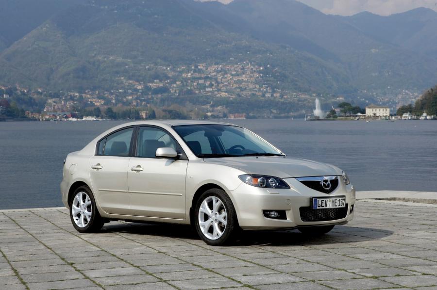  Mazda3 2003 года  (фото 34 из 142)